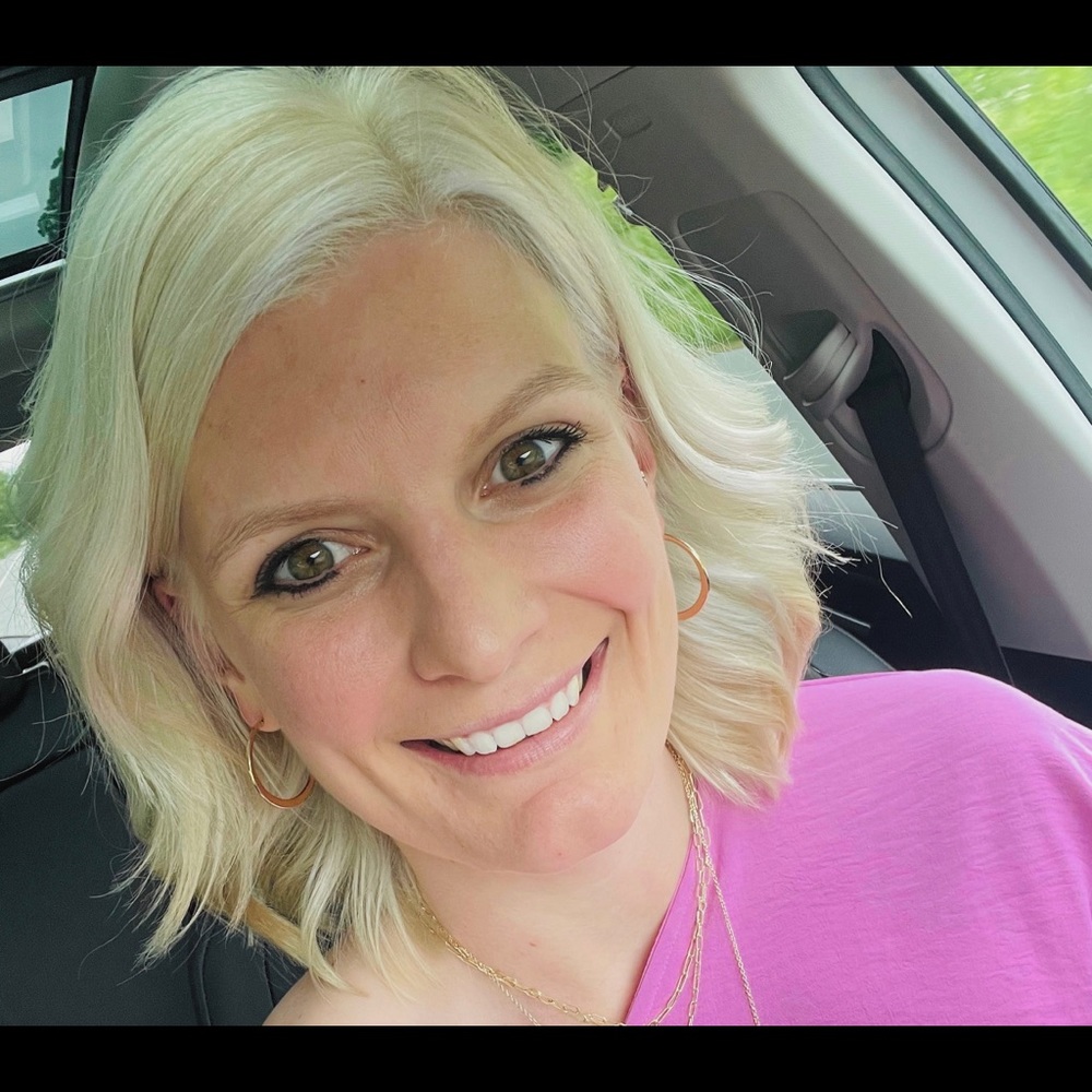 Meet your Posher, Tiffany
